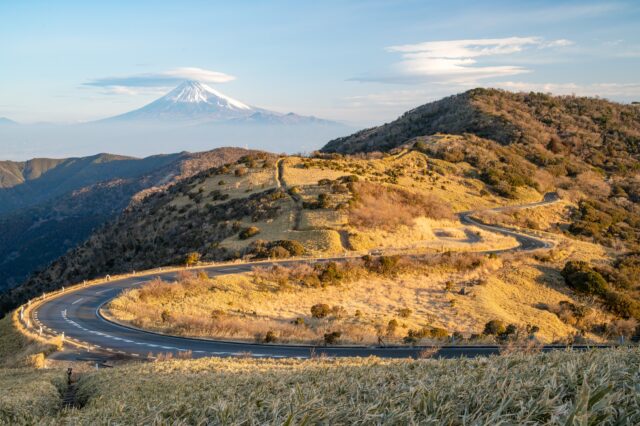 山々の稜線から大パノラマを望む西伊豆の絶景快走路 西伊豆スカイライン