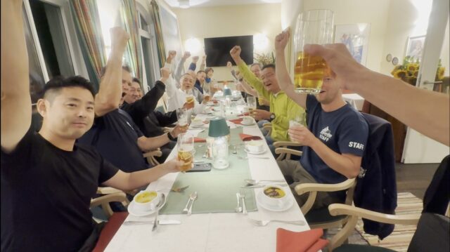 旅を共にする仲間との親睦も日に日に深まります