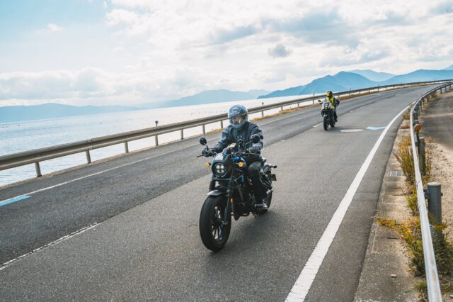 開放的な海岸線を気持ちよく走れます